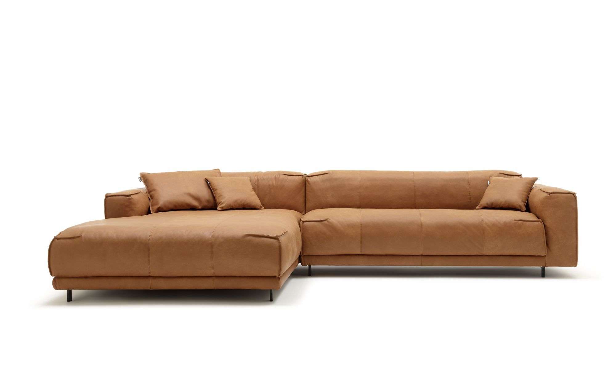 freistil 136 ROLF BENZ Sofa Übertief mit XL Recamiere links in Nappa